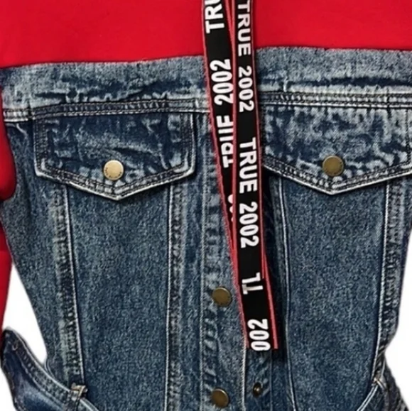 True Religion - NWT Vintage Denim Dress with Red Hoodie - Picture 3 of 15